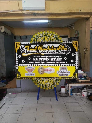 Papan Bunga di Gerdu Karangpandan